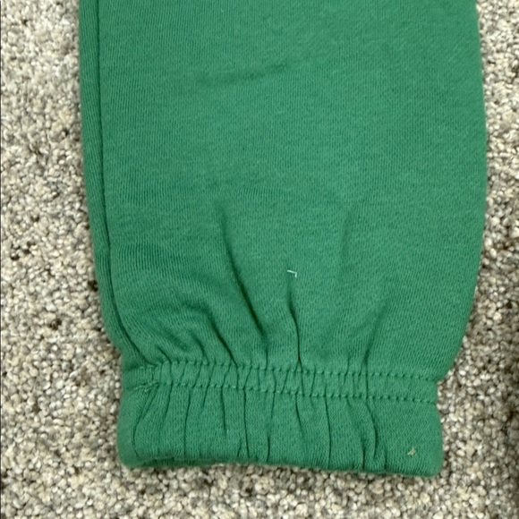 2 Set of pants and shorts - Picture 5 of 15